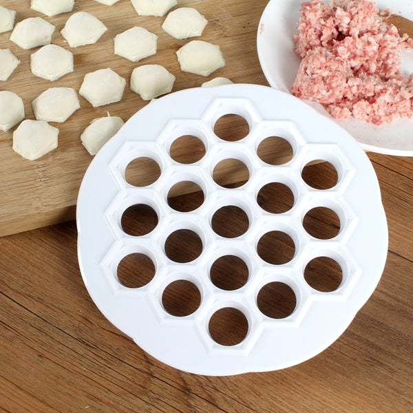 19 Holes Easy Dumpling Maker PP Dumplings Mold Dough Press